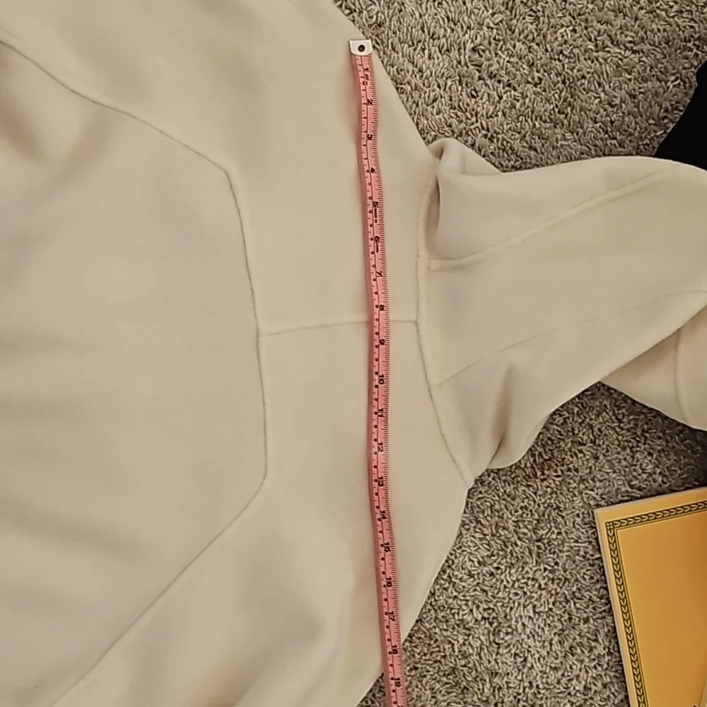 Fangyan Elegant White Cream Toggle Wool Coat with Hood Size XS